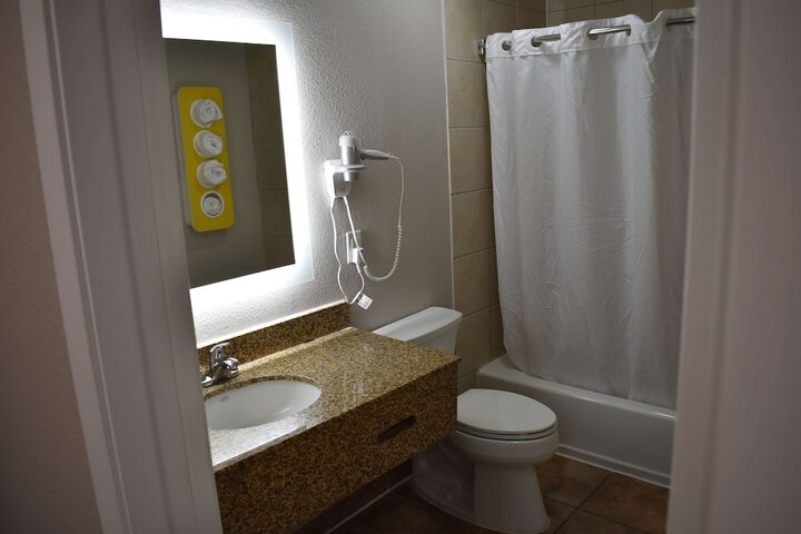 Room 19 of 26