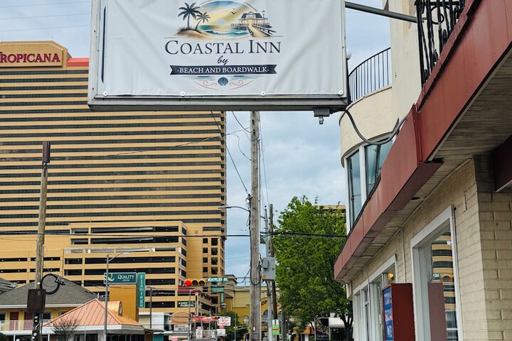 Coastal Inn by Beach and Boardwalk