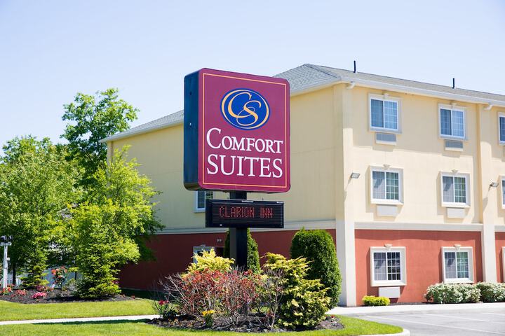 Hotel 2 of 57