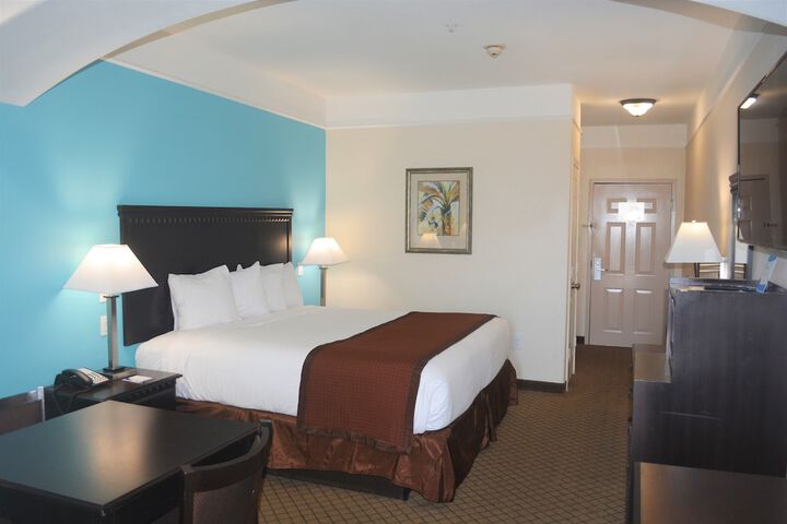 Room 10 of 36