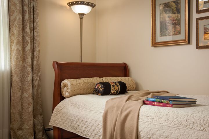 Room 15 of 44