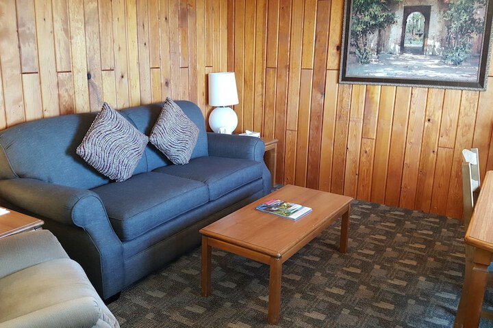 Room 34 of 73