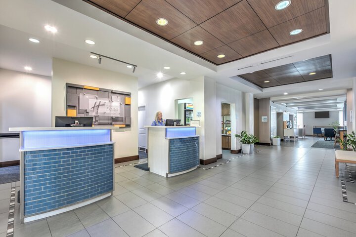 Holiday Inn Express Hotel & Suites Clute - Lake Jackson by IHG