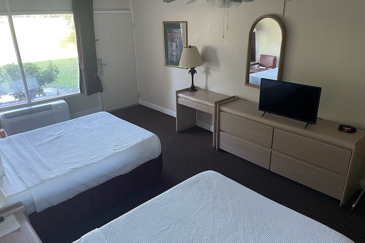 Room 19 of 51