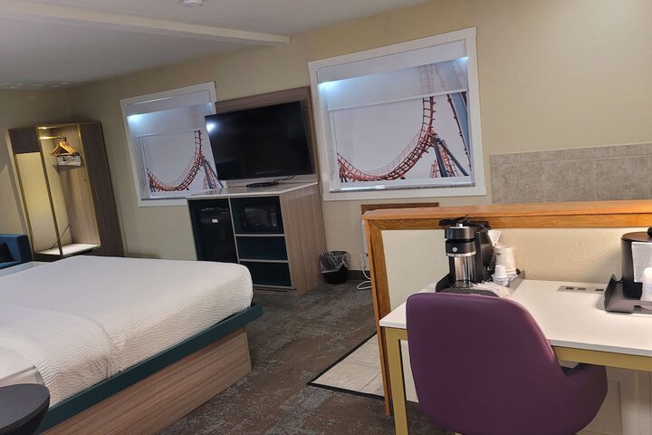 Room 14 of 34