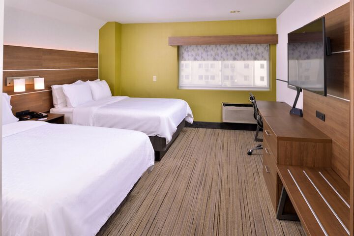 Room 25 of 57
