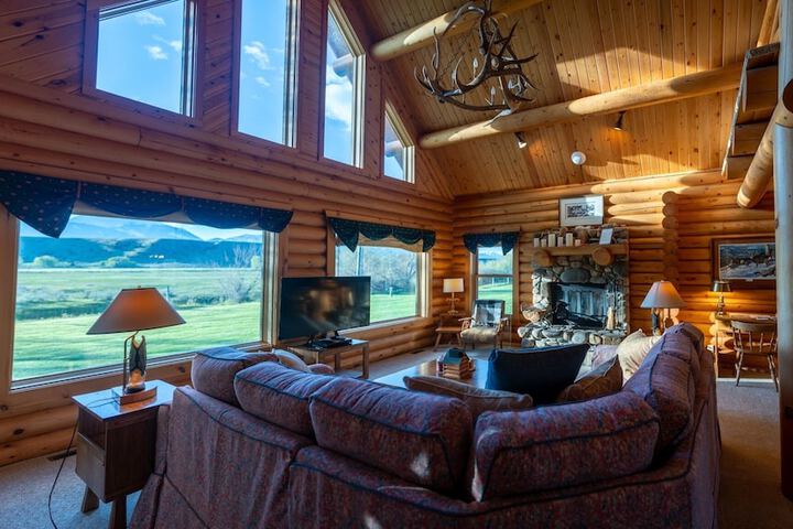 El Western Cabins & Lodges