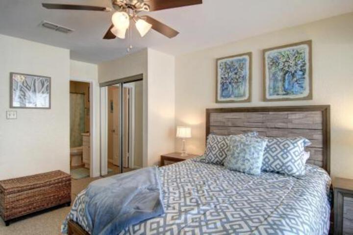 Mustang Memories 1 Br condo