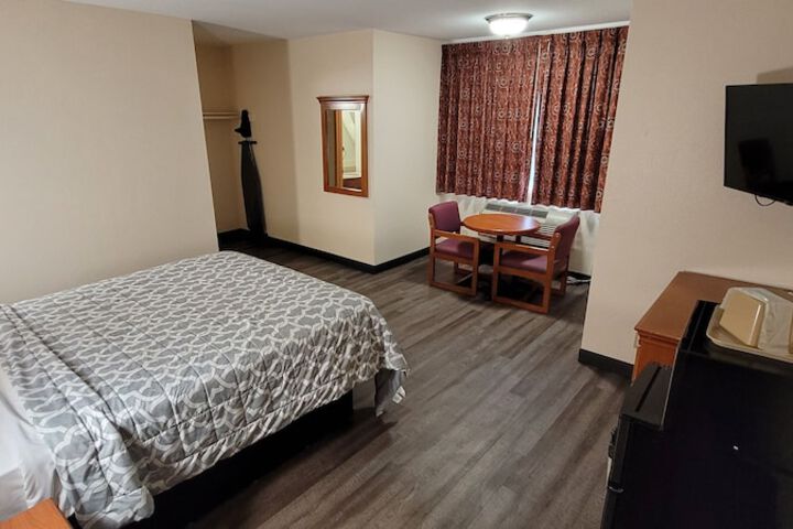 Room 38 of 53
