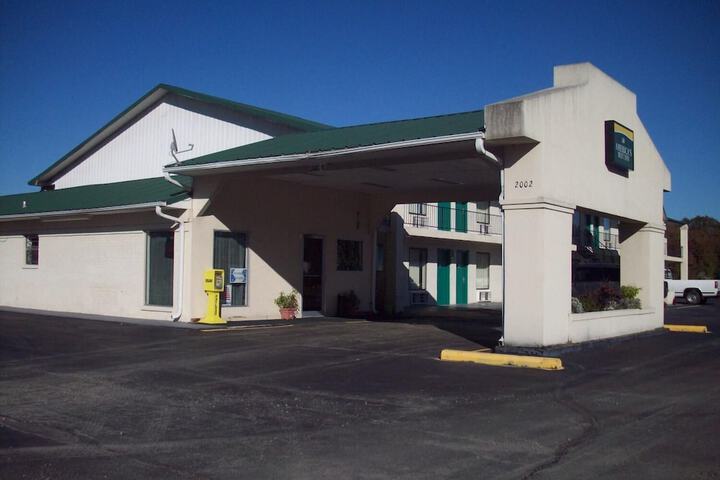 Americas Best Inn Brinkley