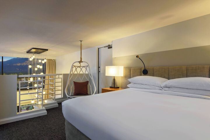 Renaissance Palm Springs Hotel