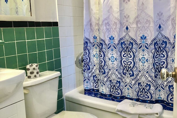 Room 14 of 31