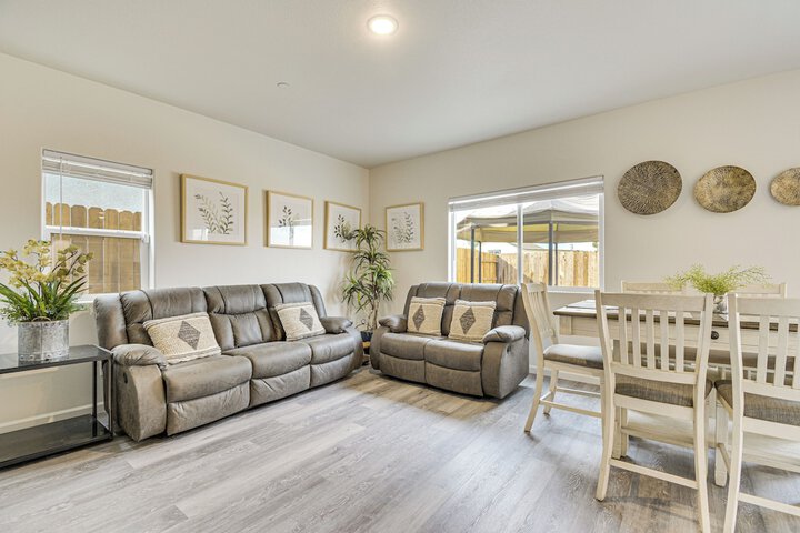 Chowchilla Home w / Private Patio!