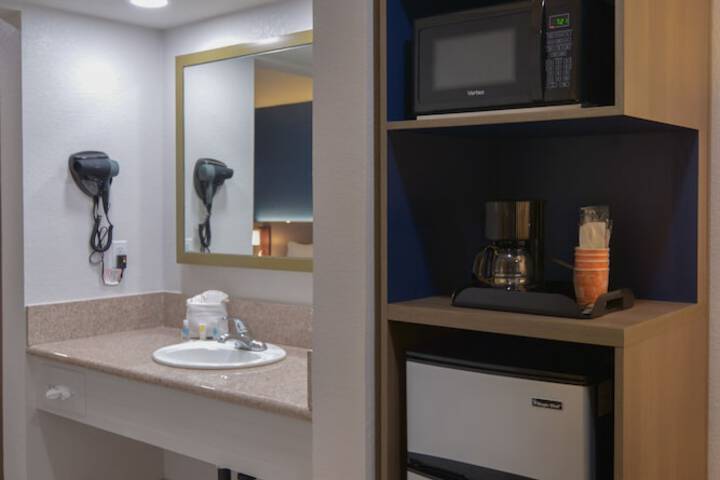 Room 15 of 55