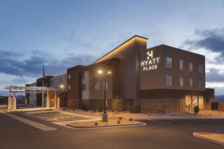 Hotel 2 of 64
