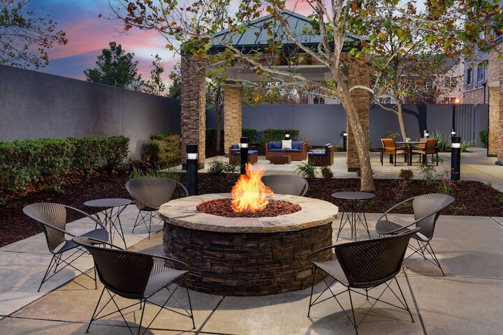 Terrace/Patio 45 of 49