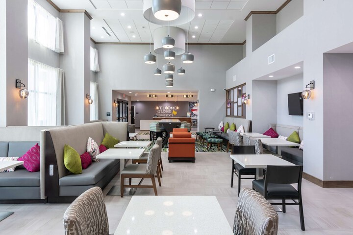 Hotel Interior 16 of 77