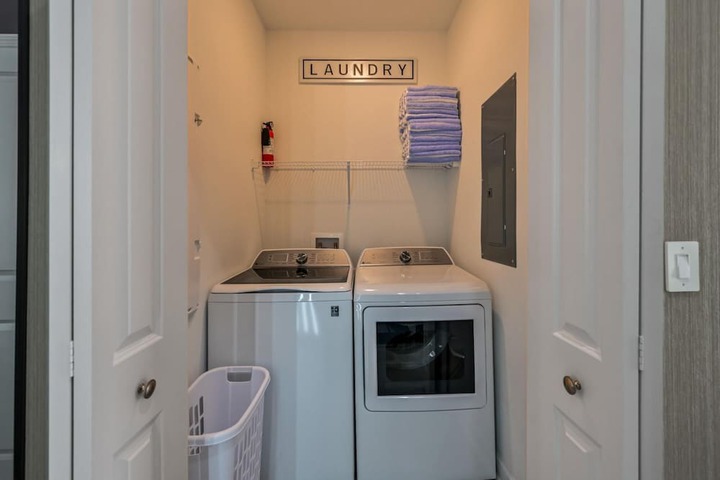 Room 32 of 82