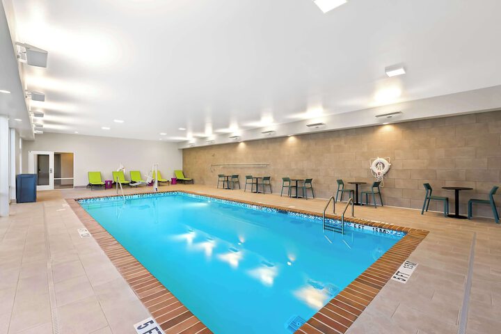 Home2 Suites by Hilton Hendersonville