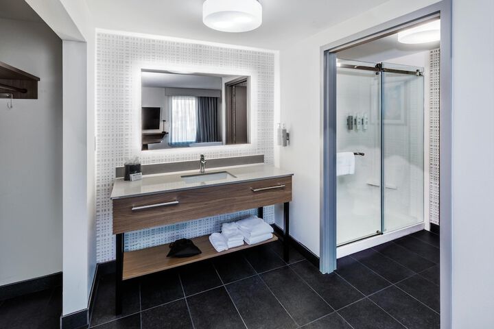 Hampton Inn & Suites by Hilton Tomball Houston NW