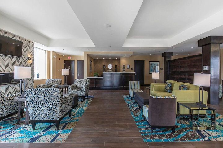 Hotel Interior 8 of 27
