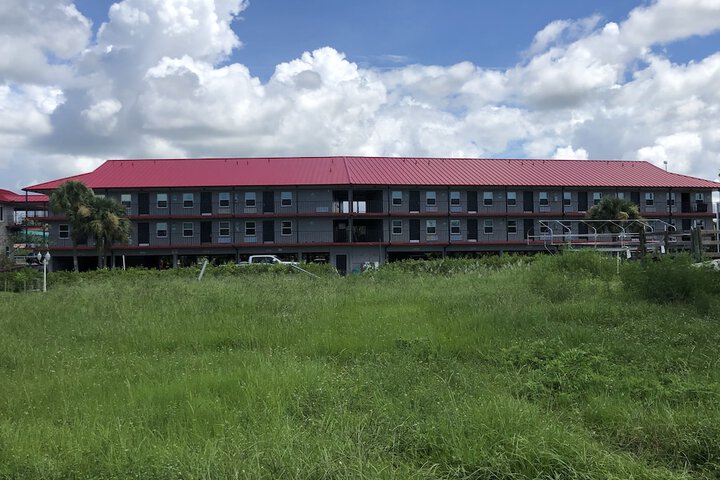 Hotel 8 of 38