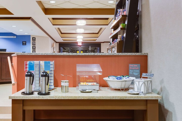 Hampton Inn Pittsburgh / West Mifflin