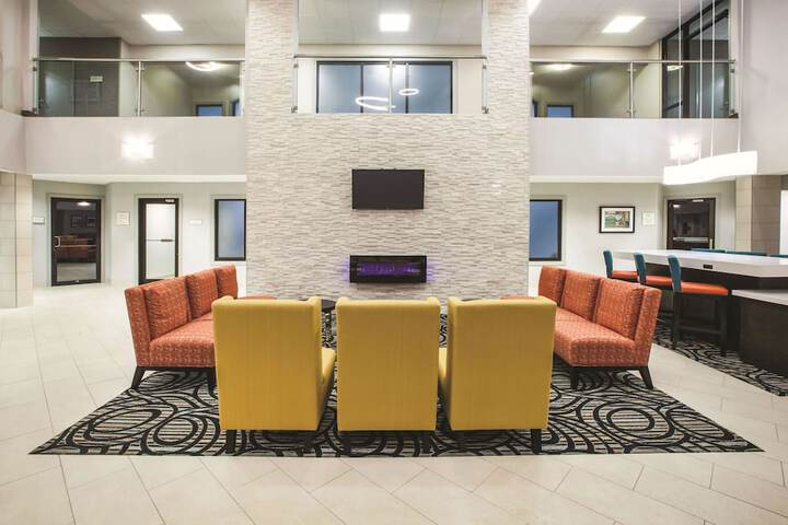 Hotel Interior 11 of 43