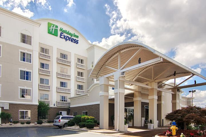 Holiday Inn Express Hotel & Suites Mooresville - Lake Norman by IHG