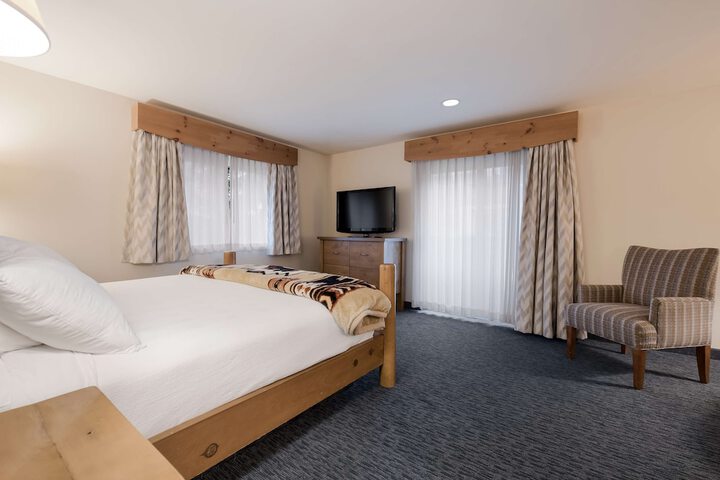 Room 25 of 63