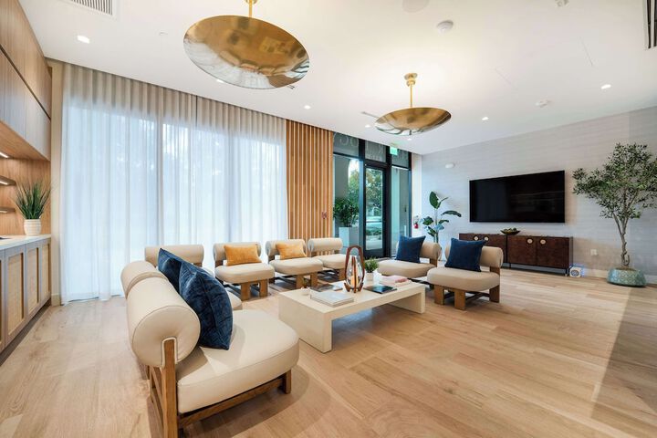 THesis Hotel Miami Coral Gables Curio Collection by Hilton