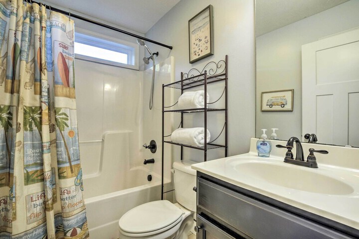 Idyllic Pinehurst Home Near Golf Course!