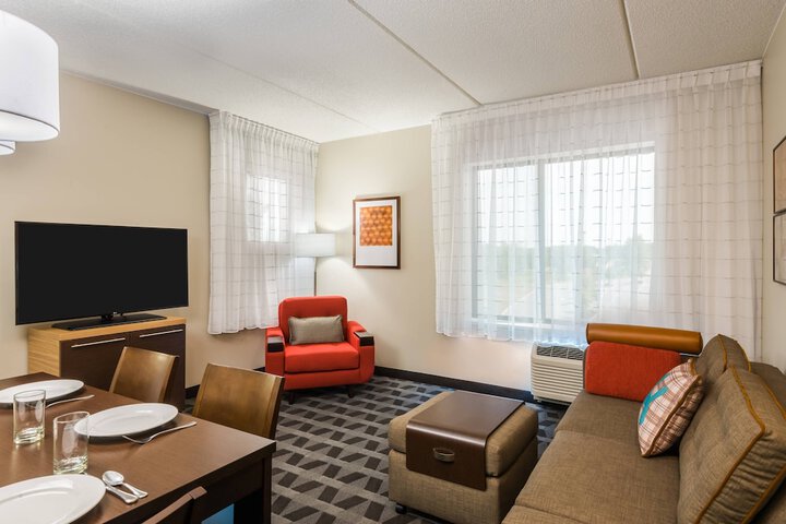 Room 26 of 42