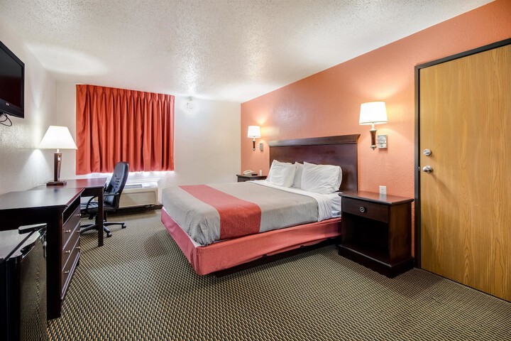 Room 34 of 34