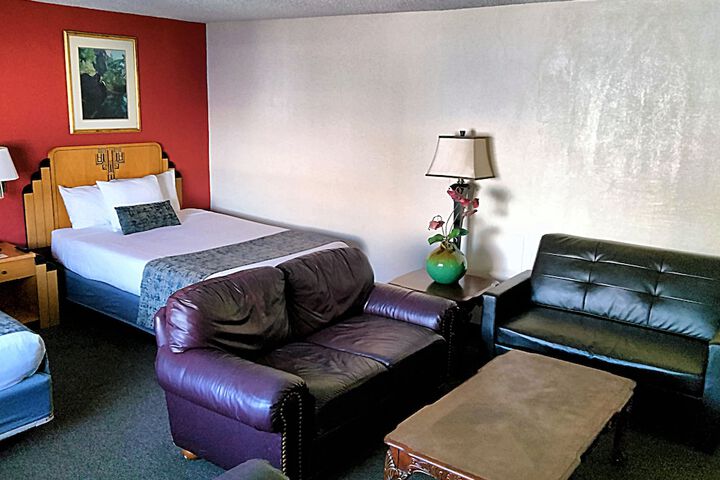 Room 15 of 25