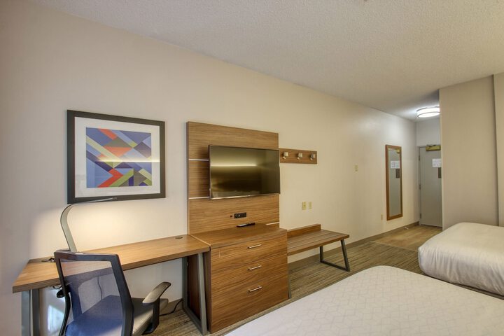 Room 60 of 81
