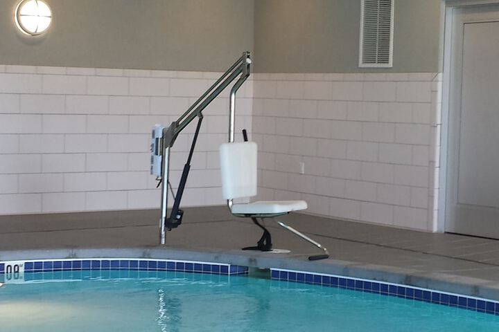 Holiday Inn Express & Suites Madison Central by IHG