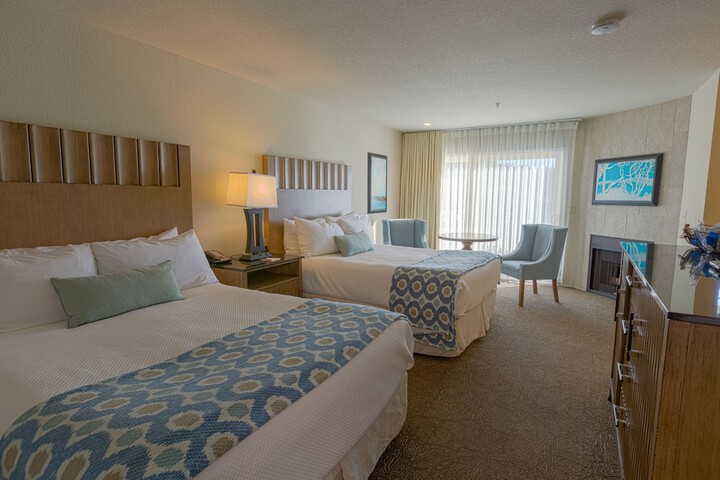 Cambria Landing Inn & Suites