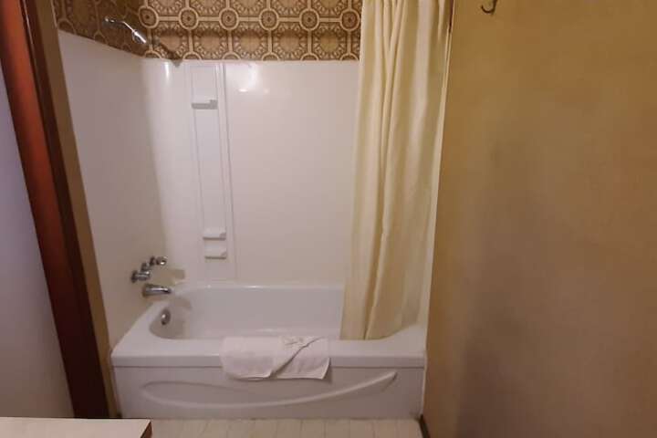 Room 22 of 56