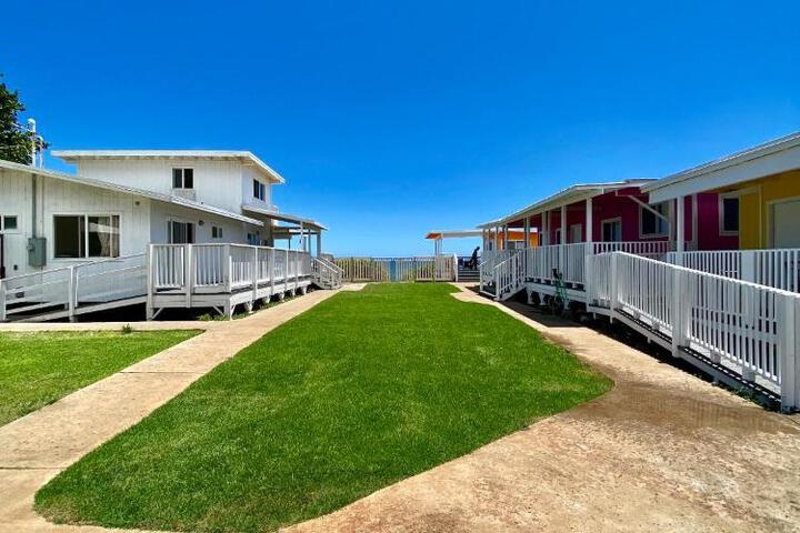 Mokulēia Beach Houses at Owen's Retreat