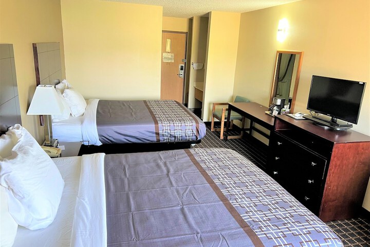 Room 11 of 55
