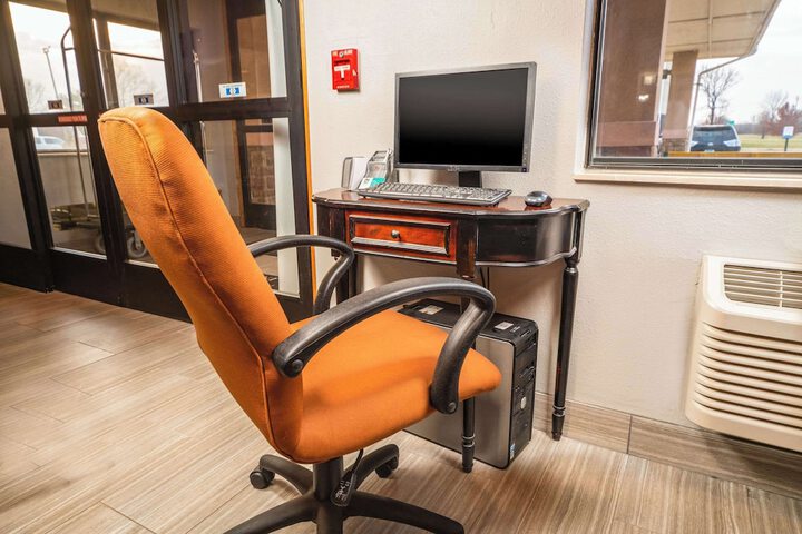 Quality Inn & Suites Danville East