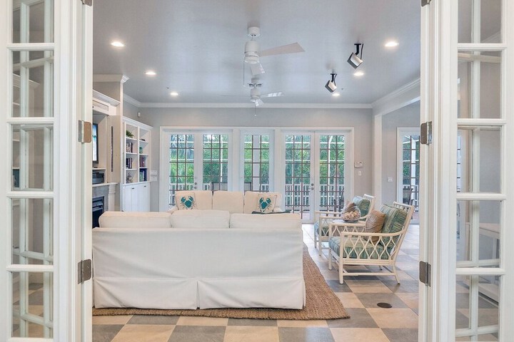 The Palm and Shell Captiva Island Private Luxury Home With Pool hot tub and Beach Access