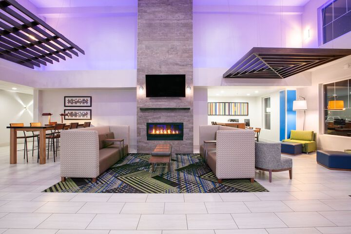 Holiday Inn Express Hotel & Suites Seaside-Convention Center by IHG