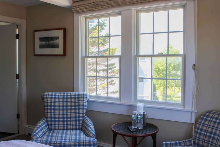 The Beach House Inn