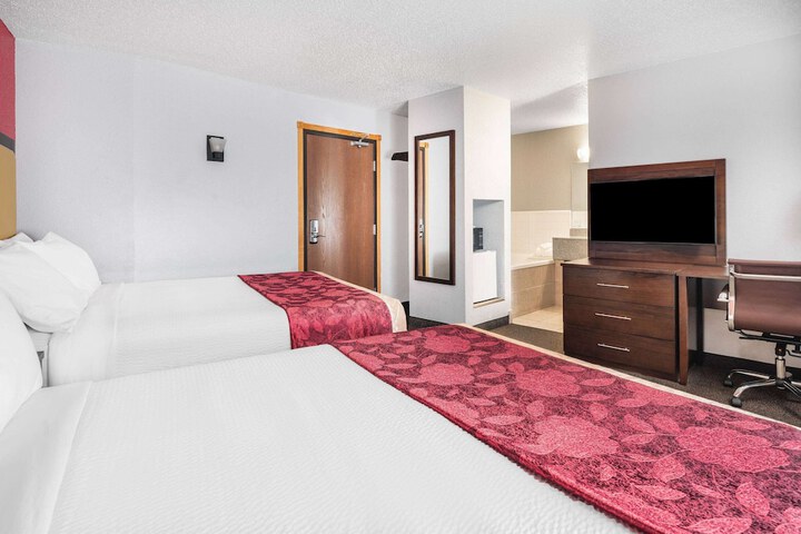 Ramada by Wyndham Keystone Near Mt. Rushmore