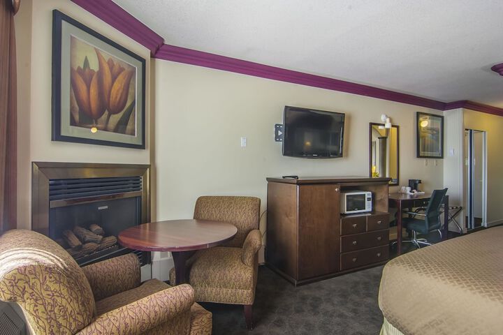 Room 18 of 38