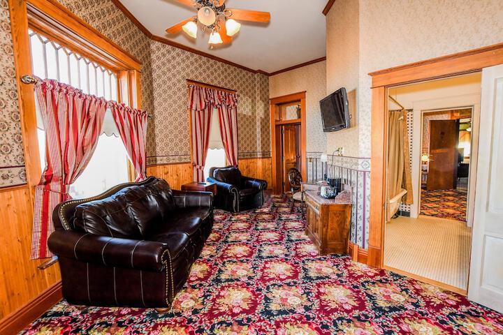 Room 41 of 55