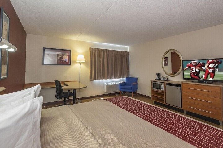 Room 52 of 64