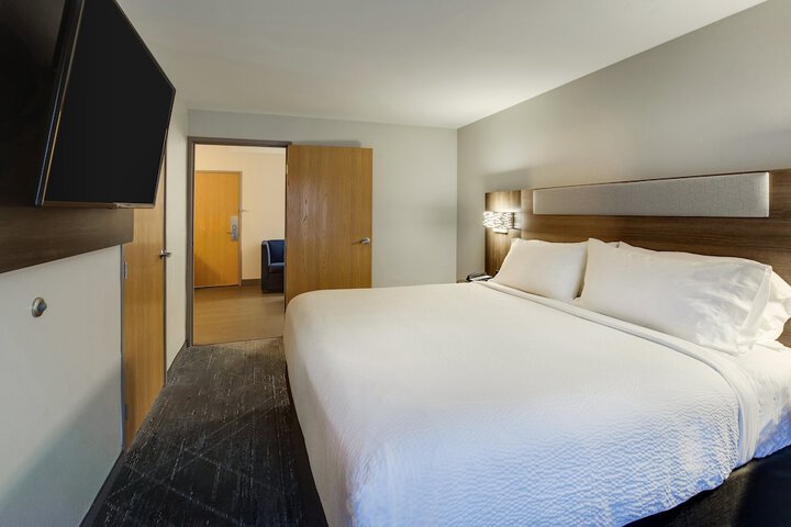 Room 21 of 48